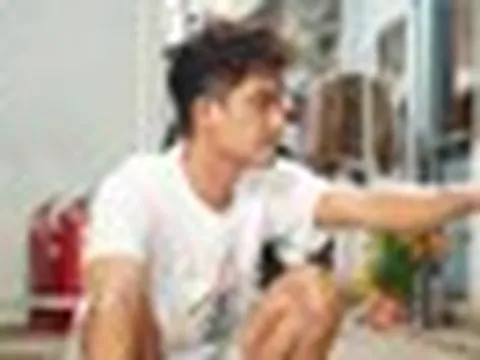 Nam diễn viên trăm tỷ đi bán bún khắp TP.HCM, vừa lên tiếng thông tin ở ẩn vì phá sản
