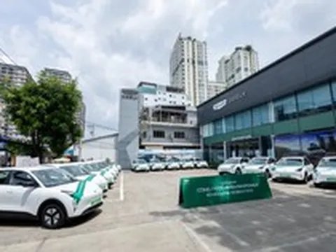 Geely Việt Nam bàn giao lô EX2 đầu tiên trong thỏa thuận 1.000 xe với Infipower