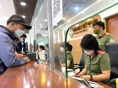 Thông báo mới từ cơ quan Thuế: 30 ngày nữa, loạt cá nhân sau đây sẽ bị tạm hoãn xuất cảnh