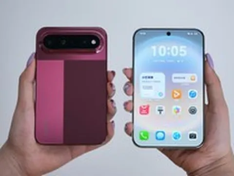 Huawei ra mắt điện thoại mới với thiết kế lạ