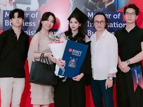 Ca sĩ Thùy Dung vỡ òa tin vui bất ngờ và niềm tự hào về 3 người con