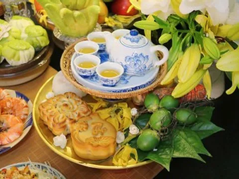 Văn khấn gia tiên, thần linh Rằm tháng 7 trong nhà đầy đủ năm 2026
