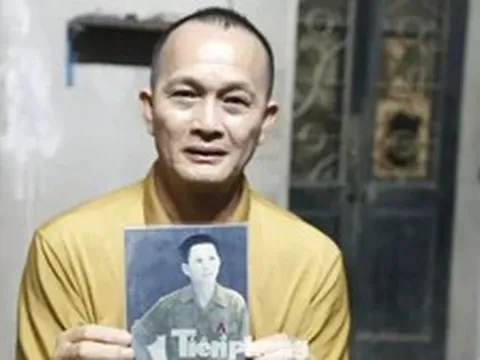 Vụ bà cụ 72 tuổi nhận ra bức ảnh chôn cùng liệt sĩ: Con trai liệt sĩ nghẹn ngào mong tìm được cha