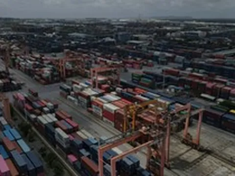Mua, bán hàng hoá với nước ngoài qua thương mại điện tử phải xác thực định danh