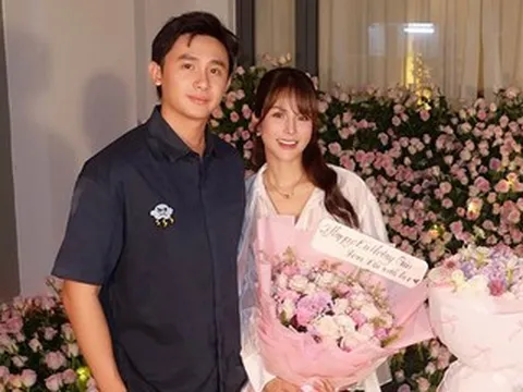 Diệp Lâm Anh nhận món quà đặc biệt từ bạn trai người mẫu