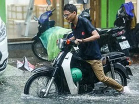 Dự báo thời tiết 25/8: Miền Bắc mưa to cục bộ, lũ trên các sông duy trì mức cao