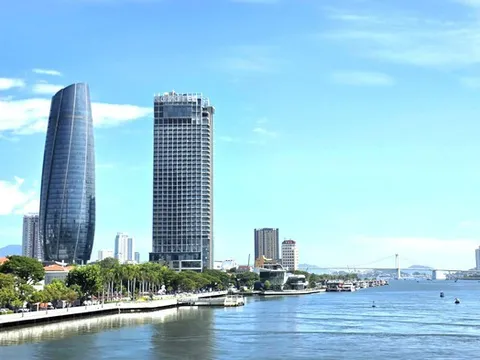 Đà Nẵng muốn tăng trưởng hai con số, không thể đi tiếp trên đường cũ