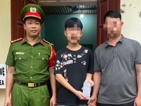 Công an xác minh giao dịch 8.780.000 đồng chuyển vào tài khoản ngân hàng của một học sinh