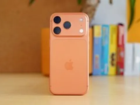 iPhone 17 Pro Max giảm giá trước khi iPhone mới ra mắt