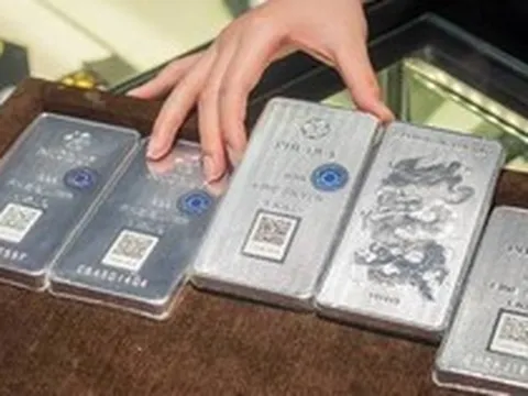 Giá bạc thỏi, bạc miếng ngày 27/8 tại Phú Quý, Sacombank, DOJI, Bảo Tín Mạnh Hải
