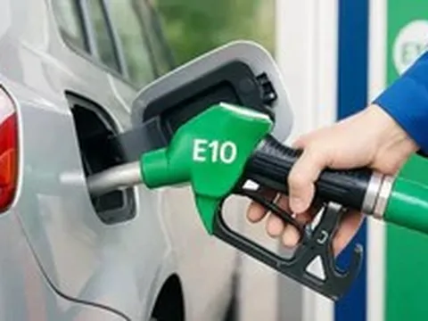 Giá xăng dầu đồng loạt  giảm