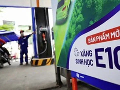 Yêu cầu doanh nghiệp không để gián đoạn nguồn cung xăng dầu dịp 2/9