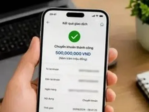 Công an xác minh giao dịch chuyển khoản 40.002.000 đồng của một phụ nữ