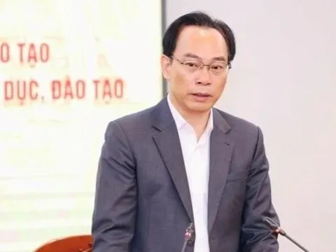 Bộ trưởng GD&ĐT nêu lý do khiến học sinh gặp áp lực thi cử, học thêm