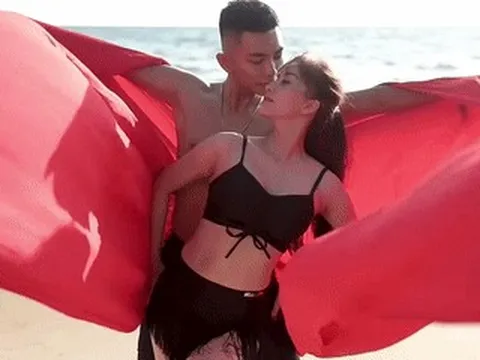 Khánh Thi - Phan Hiển nồng nàn bên biển, diva Mỹ Linh tập gym xuyên lễ