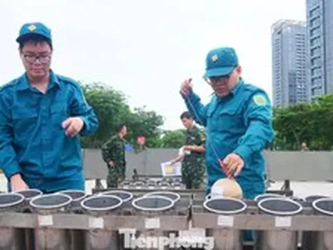 Cận cảnh trận địa 1.200 quả pháo hoa tầm cao chờ khai hỏa ở TPHCM