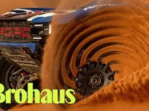 Tinh thần Dakar Rally: Chiếc xe đẹp nhất là chiếc xe lấm lem bùn đất
