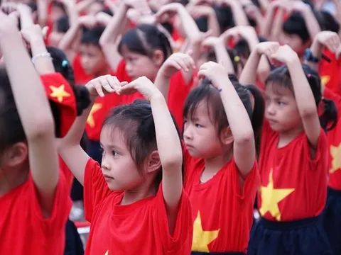 Bộ GD&ĐT điều chỉnh chương trình khai giảng toàn quốc năm học 2026-2027