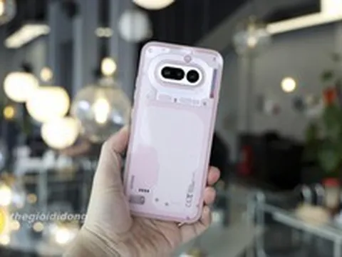 Nothing Phone (4a) Pro 5G: Sự kết hợp hài hòa giữa thiết kế kim loại và hiệu năng thực dụng