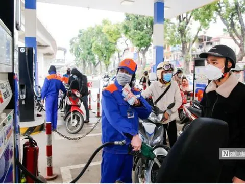 Giá xăng hôm nay (3/9), tăng hơn 700 đồng/lít