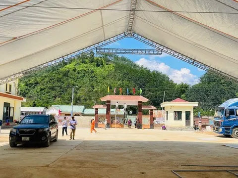 Chạy nước rút hoàn thiện trường vùng biên đón học sinh vào năm học mới