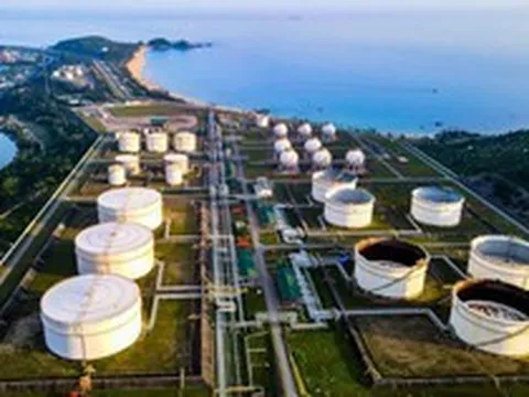 Dòng “vàng đen” đổ bộ một “đầu não” cực quan trọng của Việt Nam