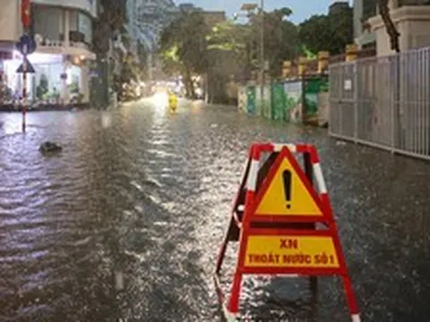 Hà Nội ra mắt app 'Bản đồ mưa ngập', nhận cảnh báo cách tới 100km
