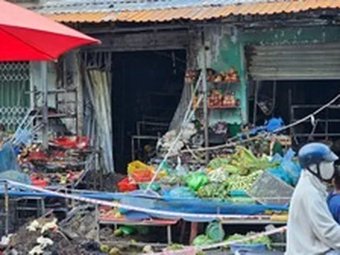 Cháy ki-ốt bán rau tại TP.HCM, 1 người tử vong