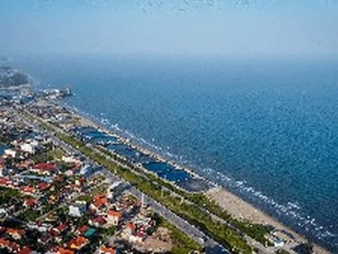 Không phải Hạ Long, Cát Bà, miền Bắc có bãi biển dài hơn 7km nhiều người chưa biết: Ở tỉnh vừa đón gần 20 triệu lượt khách, đang chờ ngày "lột xác" thành thiên đường
