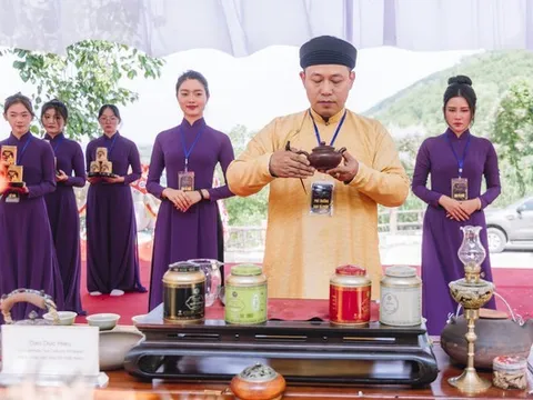 Về miền Kinh Bắc, nghe chuyện cội nguồn Đức Thần Nông