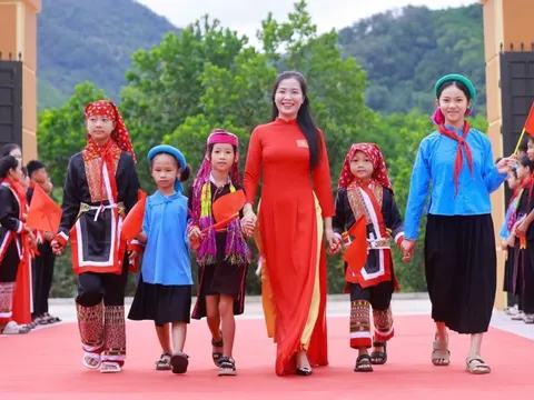 Giải bài toán học thật, thi thật