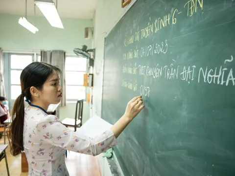 Bộ Nội vụ hướng dẫn tinh giản hiệu trưởng sau sắp xếp trường học