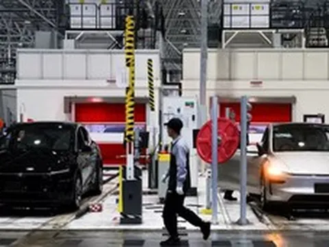 Mối quan hệ kỳ lạ giữa Elon Musk và Trung Quốc