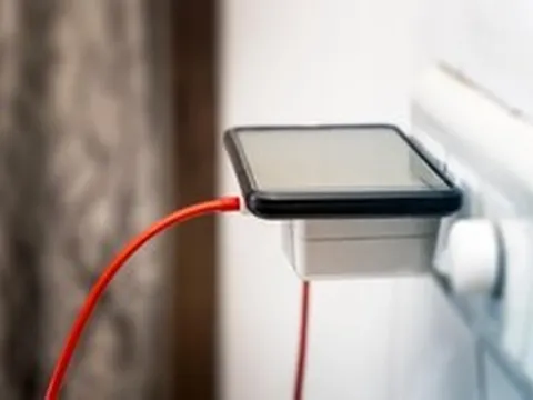 Lời khuyên dành cho những ai thường xuyên cắm sạc điện thoại: Đây mới là "kẻ thù" của tuổi thọ pin