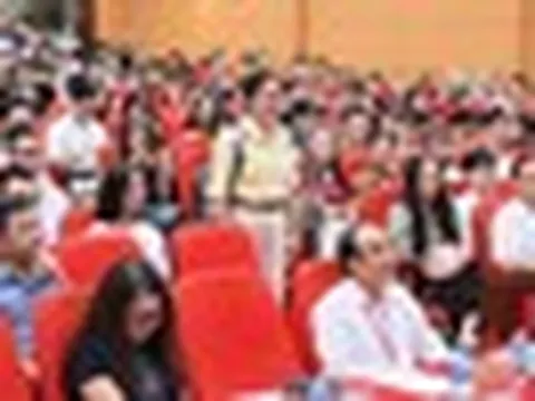 780 bác sĩ tranh 444 suất nội trú Đại học Y Hà Nội: Ngành nào tuyển nhiều nhất?