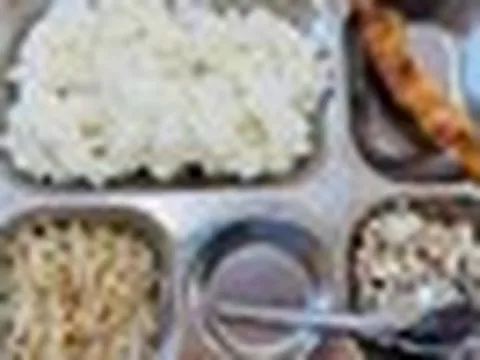 Nóng: Sở GD&ĐT Hà Nội yêu cầu rà soát toàn bộ phương án tổ chức bữa ăn bán trú trên địa bàn