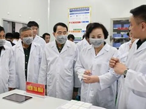 Phó Thủ tướng kiểm tra công tác giám định ADN, xác định danh tính hài cốt liệt sĩ