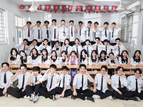 Một lớp có 93% học sinh SAT từ 1.500, 34 em IELTS từ 8.0