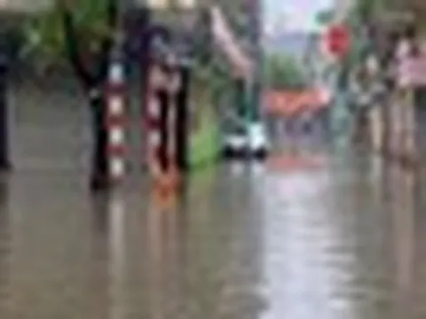 Cập nhật các điểm úng ngập ở Hà Nội sáng 16/9
