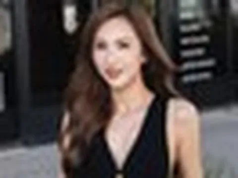Hoa hậu Tiffany Trúc Châu phối đồ thanh lịch dạo phố Hollywood