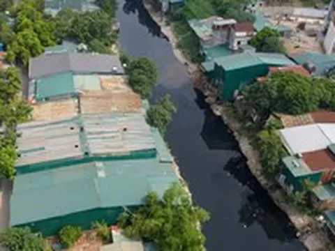 Chủ tịch Hà Nội chỉ đạo xử lý nhà xưởng ‘băm nát’ hành lang thoát lũ sông Nhuệ