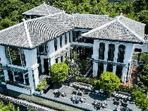 Khu nghỉ dưỡng 7 lần được Oscar du lịch vinh danh do Sun Group đầu tư có nhà hàng từng lọt Top 10 nhà hàng tốt nhất thế giới, do "phù thủy kiến trúc" thiết kế