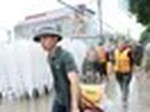 Hà Nội: Thực hư tin ‘vỡ đê’ ở xã Quảng Bị