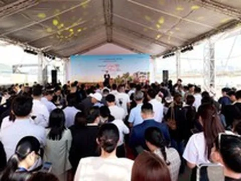 Khai trương nhà mẫu The Elite: Hàng trăm nhà đầu tư đổ về "đảo an cư" Charmora City