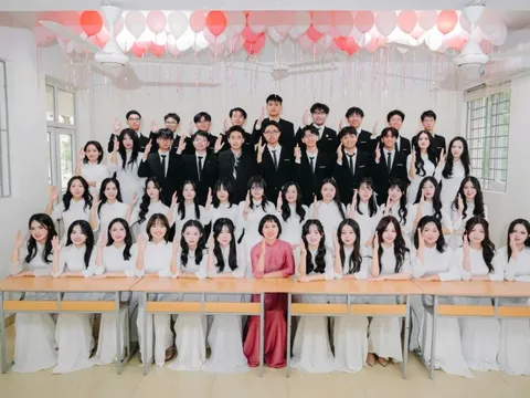 Một lớp có 17 học sinh giành suất du học, 18 em đạt IELTS từ 8.0