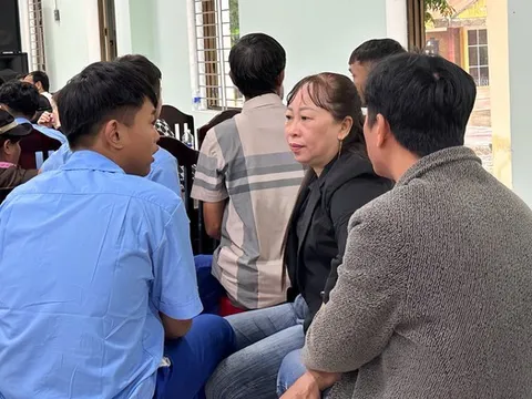 Ngày gặp lại gia đình của những đứa trẻ từng "lạc đường"