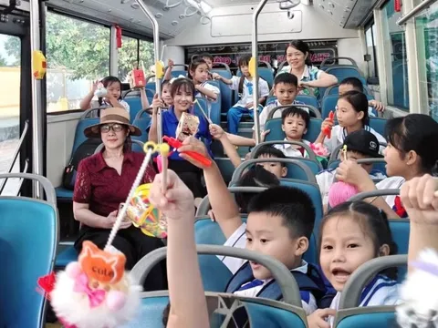 Vụ phản đối sau sáp nhập, 129 em vẫn chưa đến trường sau 3 tuần học
