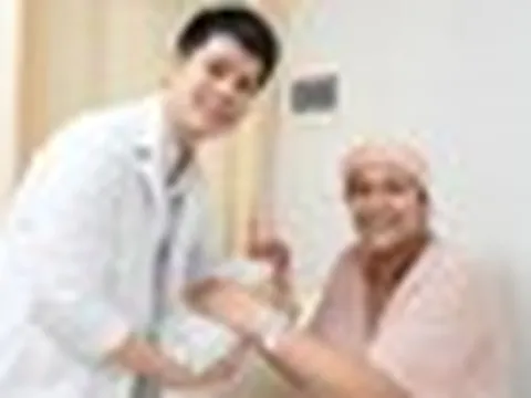 Vợ chồng Maroc chọn Việt Nam để sinh con, bác sĩ xử trí ca sản khoa phức tạp
