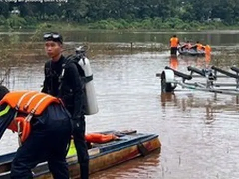 Tìm thấy thi thể người phụ nữ bị nước cuốn cùng ô tô ở Đồng Nai