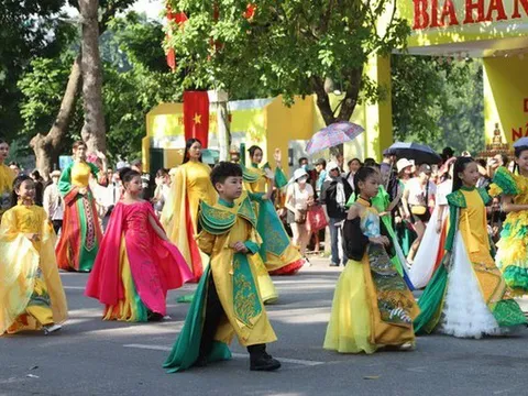 Festival Thu Hà Nội dời lịch sang tháng 10, hé lộ loạt không gian đặc sắc